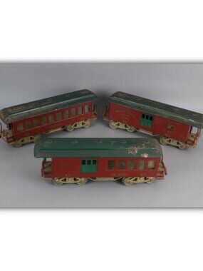 Lot of 3 standard gauge McCoy railroad cars Mukileto Duwamish Wells Fargo cars